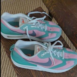 Nike Air Max Dawn running shoes Rust Pink/Iron Grey-Jade Glaze worn a few times